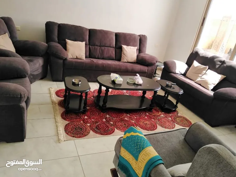 مزرعه على طريق المطار للايجار اليومي
