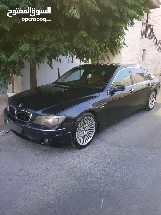 سيارة للبيع BMW 750 Li موديل 2007 أعلى مواصفات كاش فقط بسعر 6500 دينار قابل للتفاوض بعد المعاينة