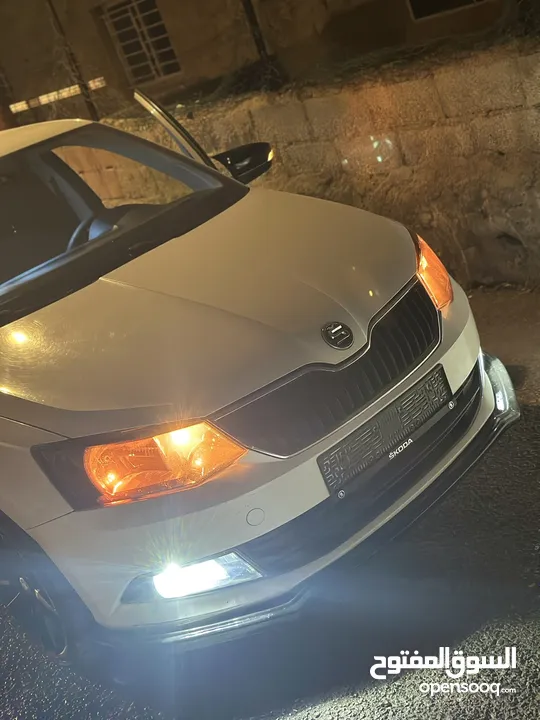 للبيع بدفعه 20 وشكات داخل بيت لحم او البدل سكودا فابيا 2015 بويه شركه