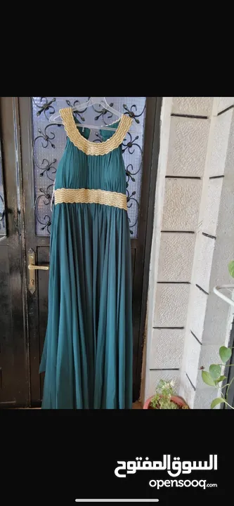 فستان سهرة للبيع