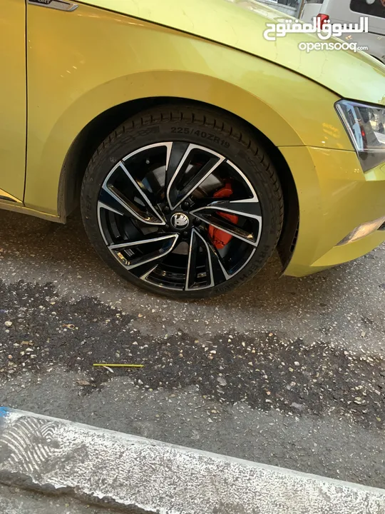 سكود سوير أربعة أربعة