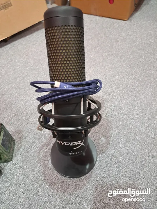 hyperx rgb microphone and k9 wireless microphone