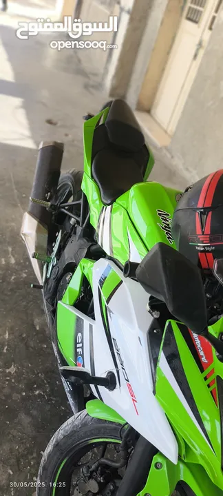 Kawasaki ninja 2017 250شطب مع وراقو  رقم