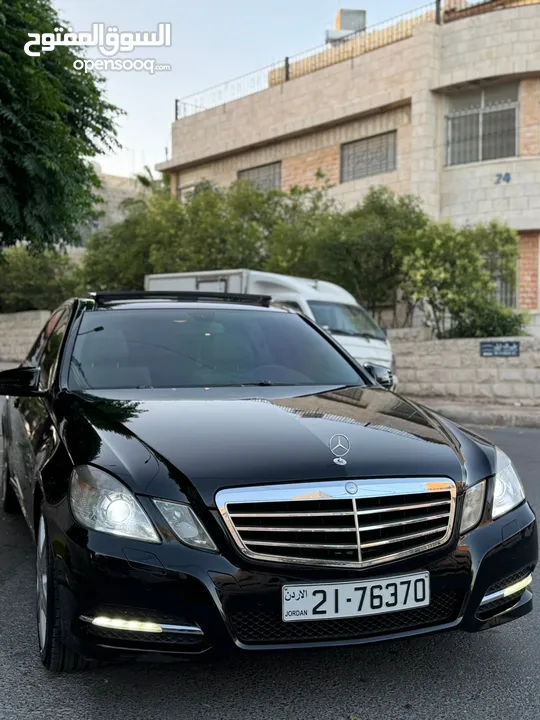 مرسيدس E200  cgi فل كامل عداد قليل  افنجارد فحص كامل  افنجارد بانوراما بسعر مغري