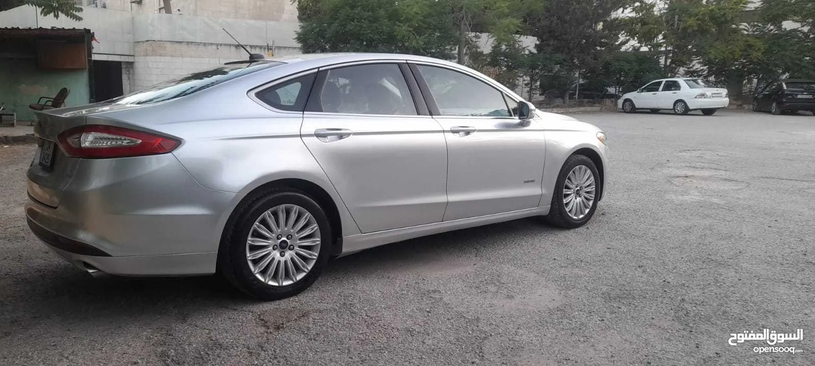فورد فيوجن انيرجي 2014 مميزة جدا وبحالة الوكالة فعليا