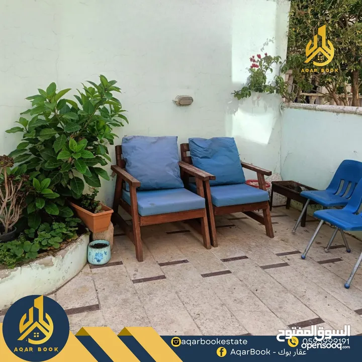 شقة مفروشة أرضية للإيجار مع ترس واسع