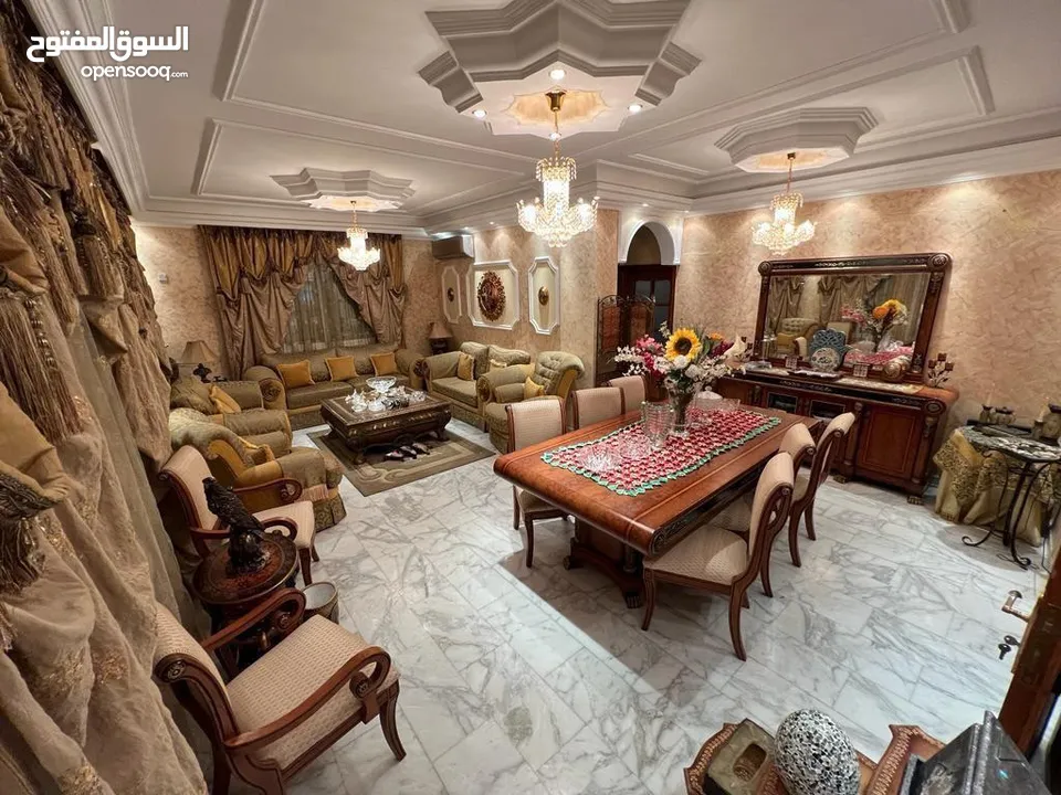 دابوق فيلا مستقله فلات موقع مميز مقابل حدائق الحسين وقرب ستي مول
