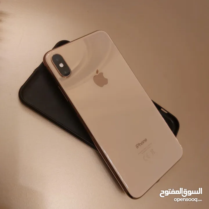 ايفون xs max