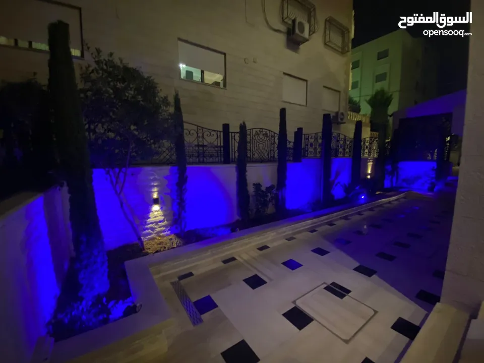 فيلا فاخرة سوبر ديلوكس أرقى مناطق الكرسي اعلان رقم (V110)