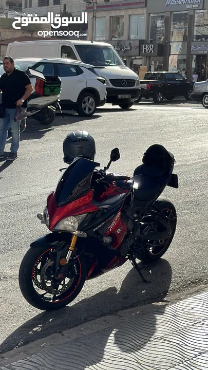 Suzuki Gsxs1000-f