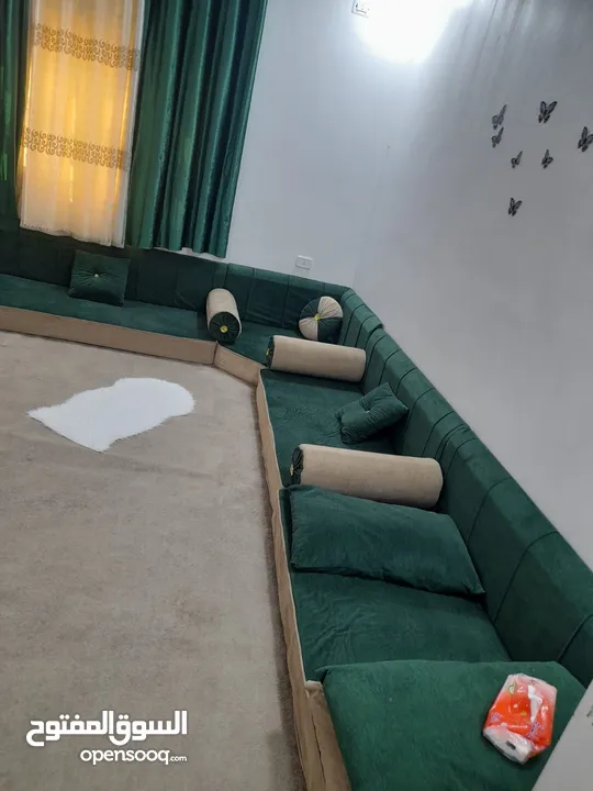 مجلس عربي للبيع