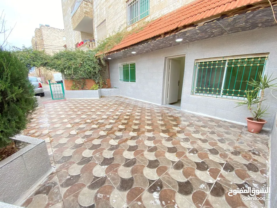استوديو   ارضي   مع   حديقة   مميز   جداً   جداً   للبيع   في   الجاردنز   من   المالك   مباشرة