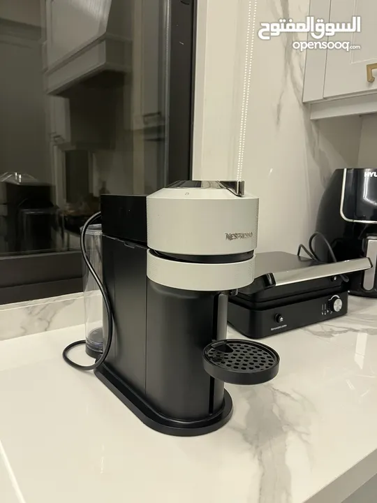 Nespresso Vertuo Next Deluxe