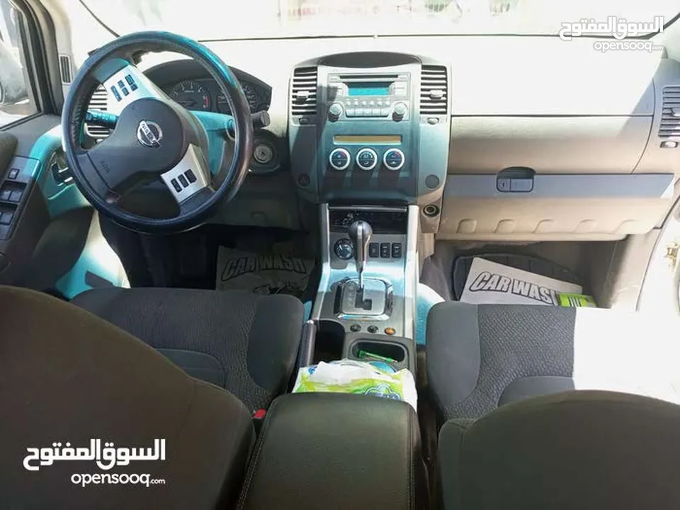 للبيع نيسان نيفارا دبل كبين 2012