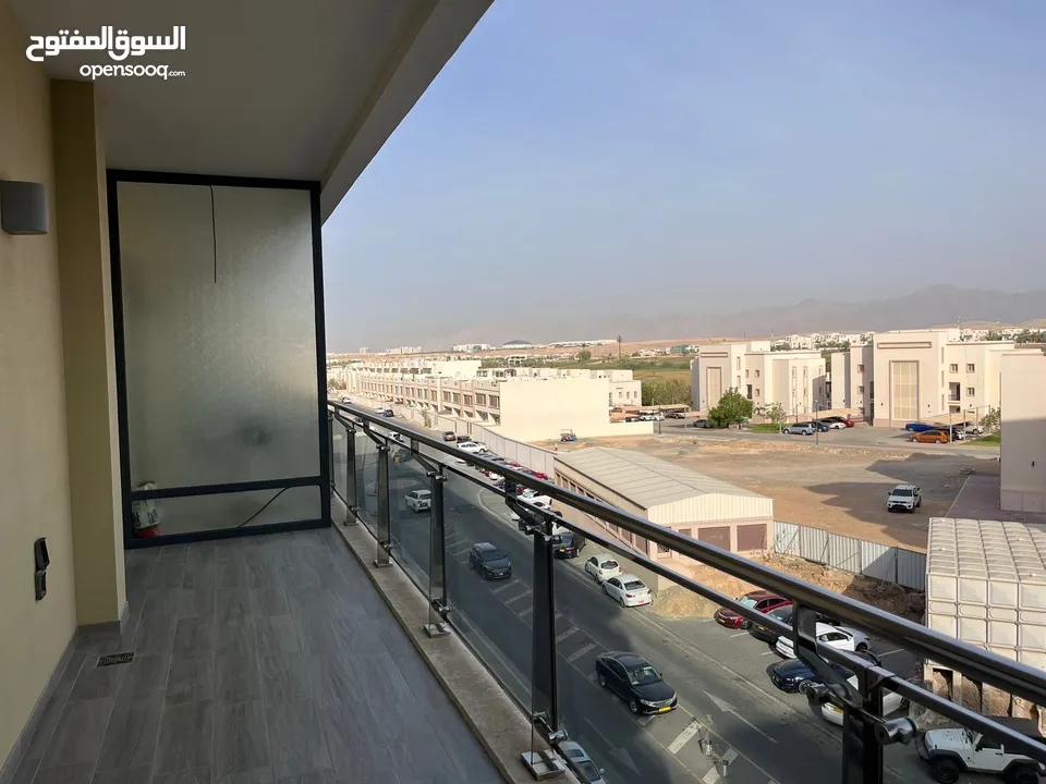 1 BR Large Apartment In Muscat Hills – Boulevard Tower