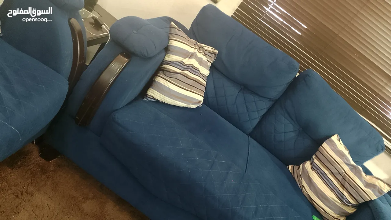 طقم كنب مستعمل بحالة جيدة