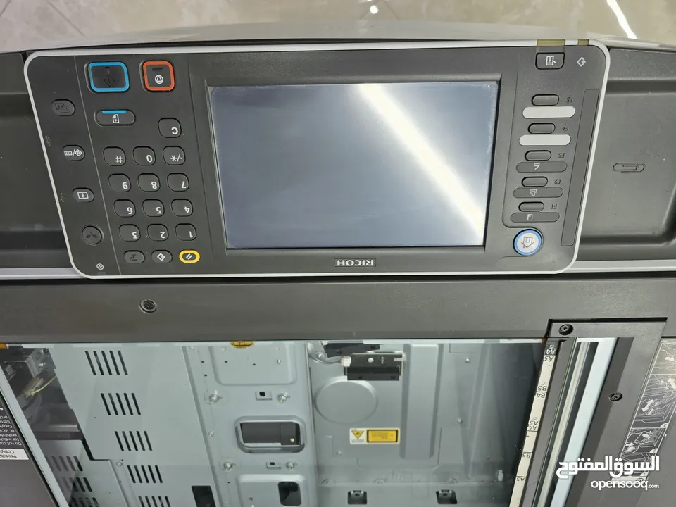 ماكنة Ricoh MP 7502 sp للبيع مستعمل خفيف خالية من اي عيوب ( شغل دعك ) ارقى واقوى طابعة وماكنة تصوير