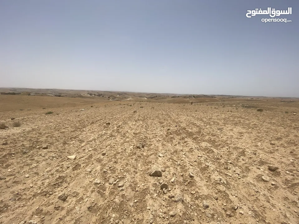 أرض للبيع مساحه ثلاث دنم و نصف