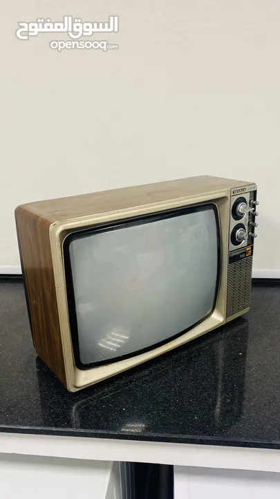 للبيع تلفاز كلاسيكي classic tv japanese