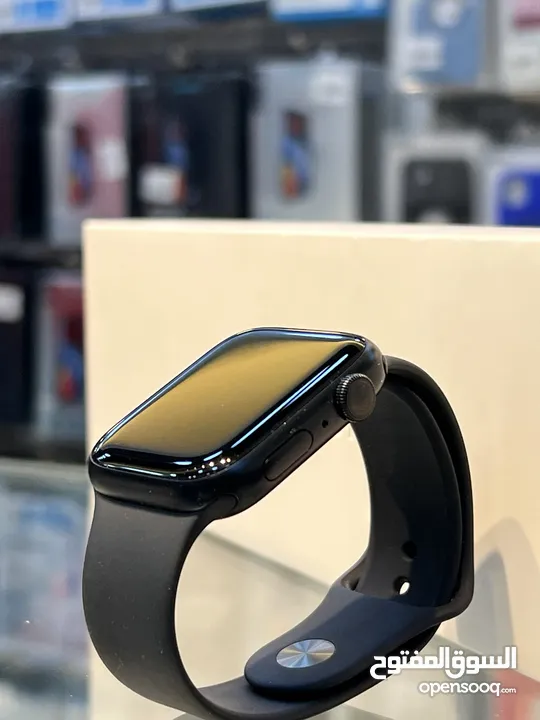 Apple Watch s8 45mm battery 100%