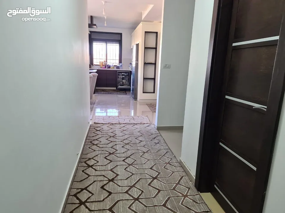 ثلاث غرف نوم مفروشة للايجار المصايف