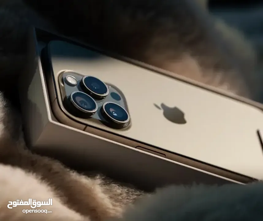 جهاز ايفون 16 برو ماكس عربي شرق اوسط 256 اللون الصحراوي كفاله شغاله من ابل 7/2/2026 مشحون 23 مره