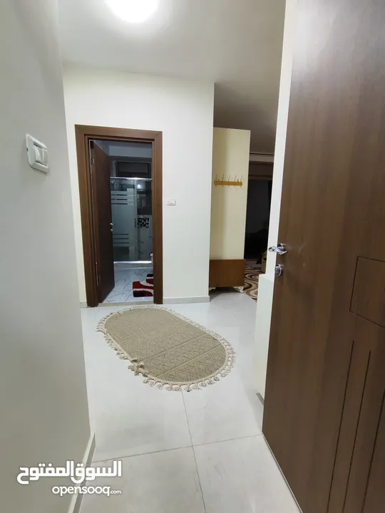 شقة مفروشة للإيجار في عين منجد