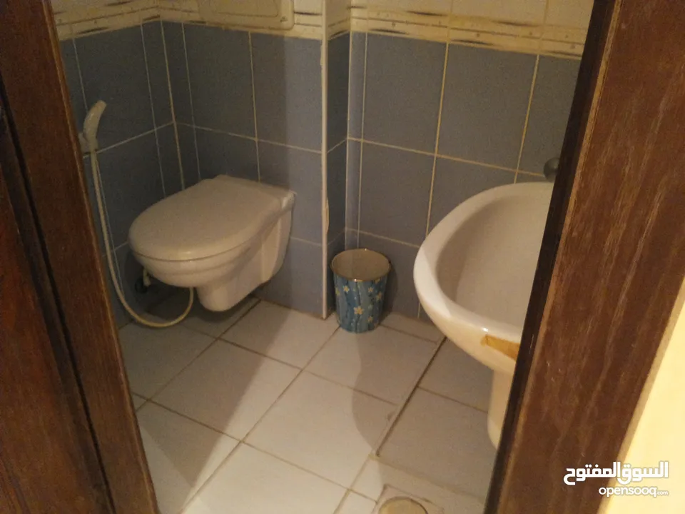 شاليه للبيع في البحر الميت بسعر مغري من المالك منطقه سويمه فرصه للسكن او الاستثمار