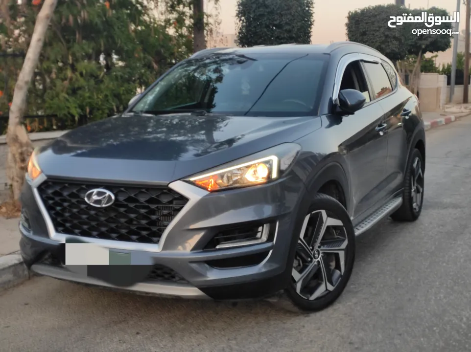 هونداي توسان ماطور 2000ديزل 2*4 فحص نخب وعداد قليل