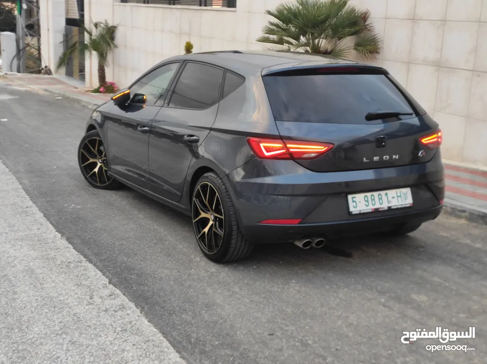 سيات ليون اف ار سيارة دهان شركة ماشية فقطط 49000كم