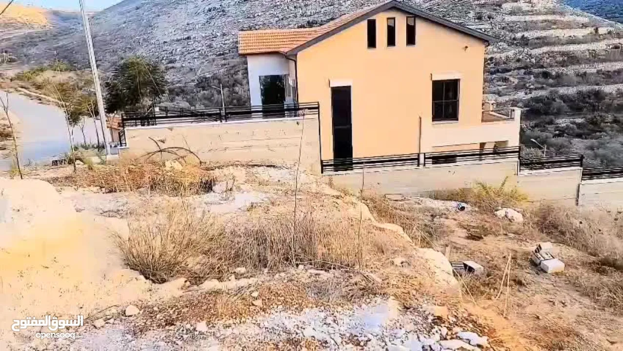 متوفر نمر اراضي في عصيرة الشمالية بموقع مميز بجانب مشروع حي الجبل للبيع على الكاش او بالتقسيط