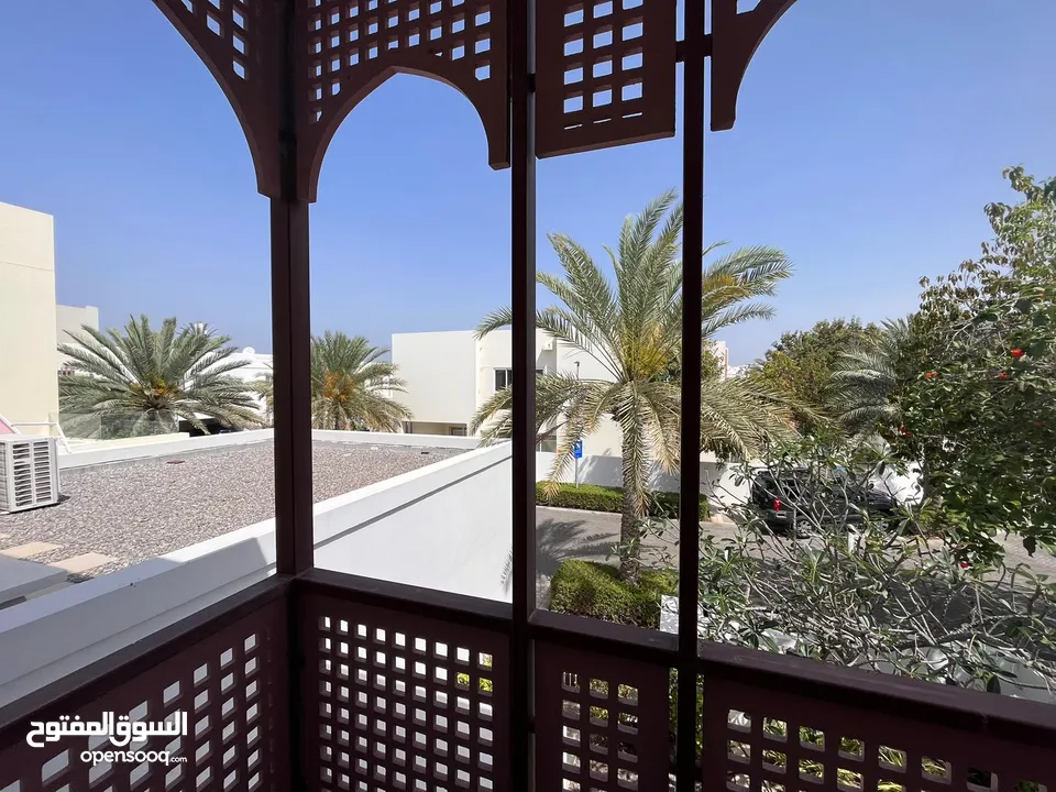 4 + 1 BR Stunning Villa for Rent – Al Mouj