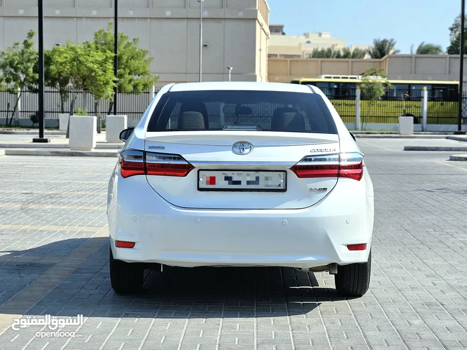 TOYOTA COROLLA 2019 WITH SUNROOF TOP EXCELLENT CONDITION FOR SALE