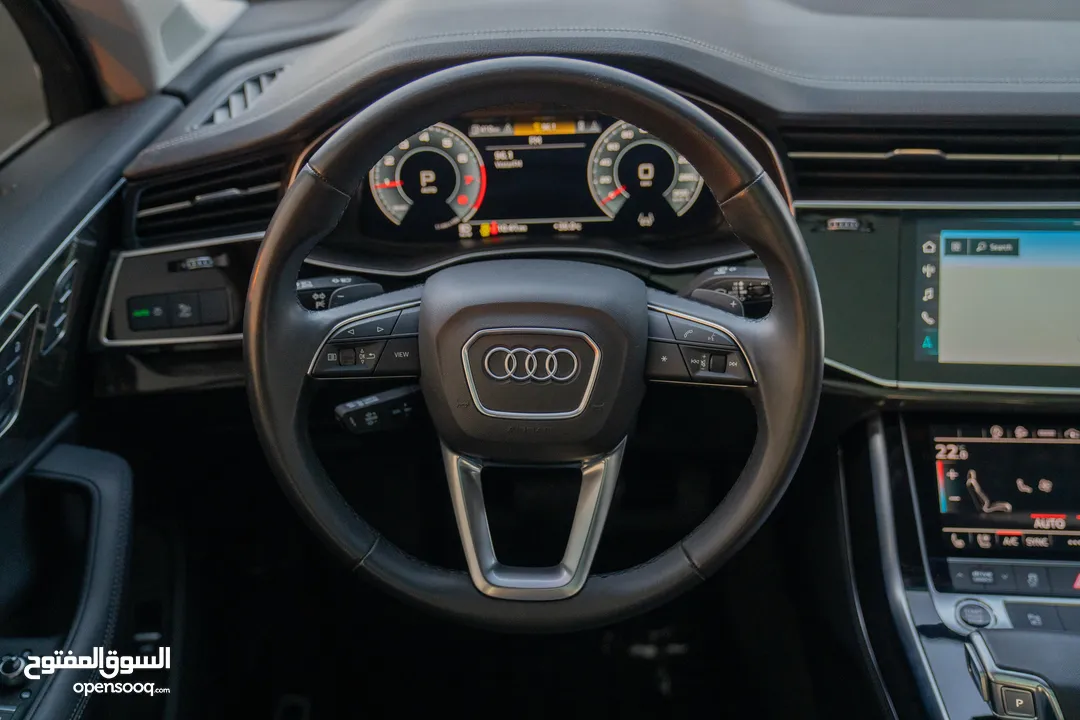 AUDI Q7 2023