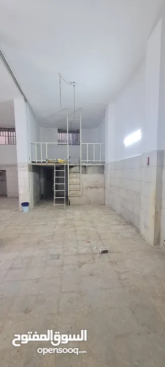 مخازن و محلات للإيجار