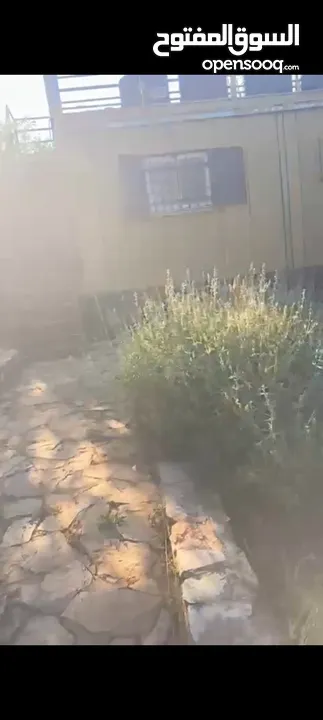 بيت مستقل في منطقه رافات طابق واحد مع ارض 500متر السعر 170الف دولار