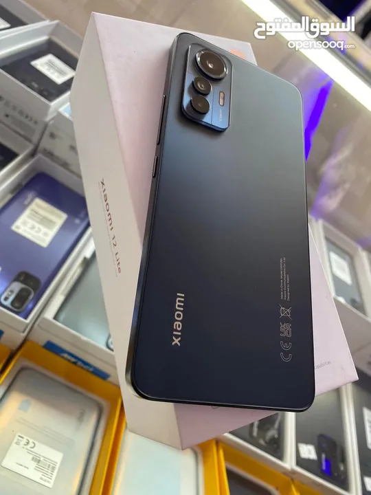 مستعمل شاومي Not 12 leit 5G رام 16 جيجا 256 أغراضة والكرتونه الأصلية متوفر توصيل