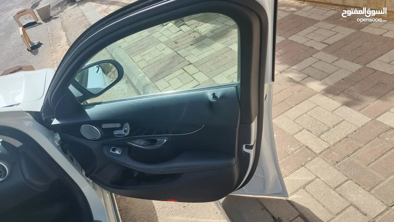 سيارة C 350e موديل 2017 فل ممشى قليل