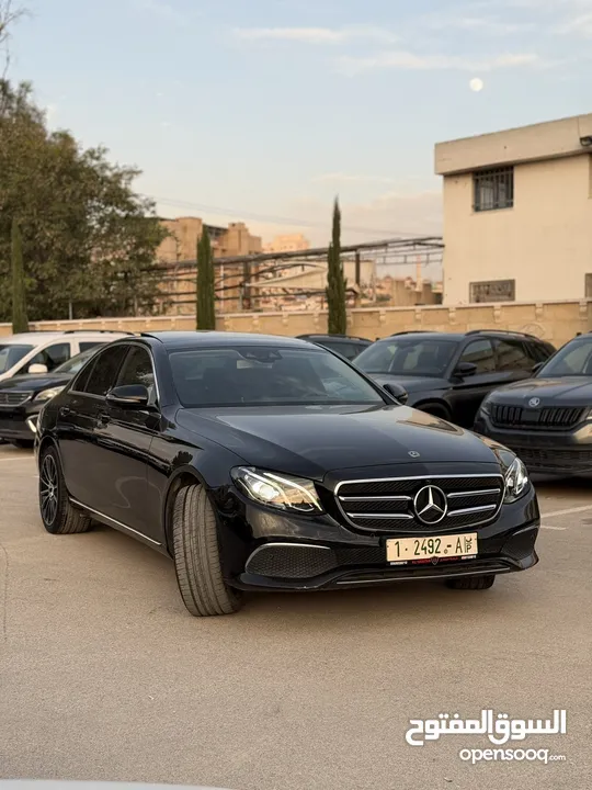 مارسيدس E220 ترخيص 2019/ترخيص لغايه5/10/2026 محرك 2000 ديزل