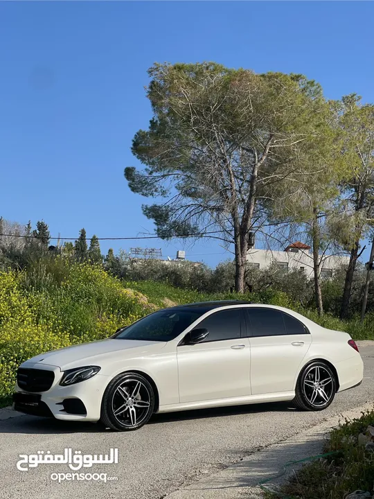Mercedes Benz e200
