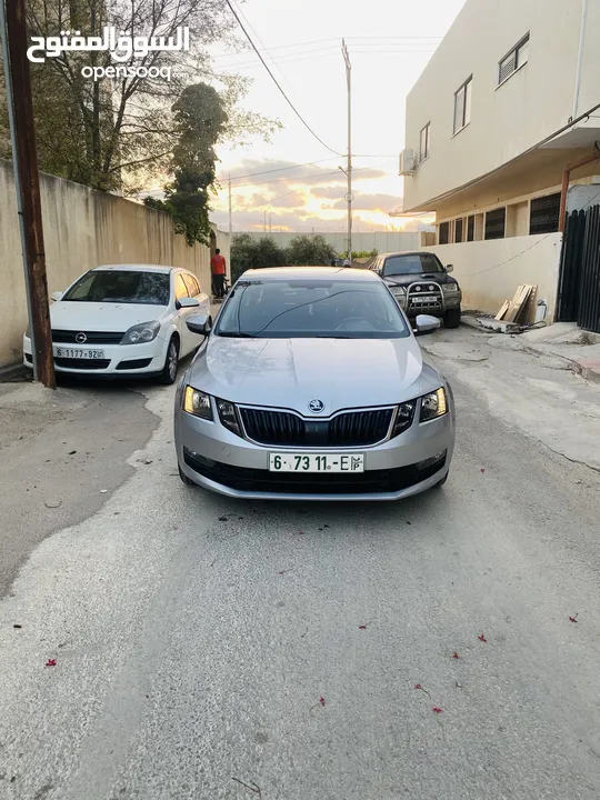 اوكتافيا 2019 مطور 2000 ديزل اتماتيك برايفت  بحاله الوكالة فحص نخب