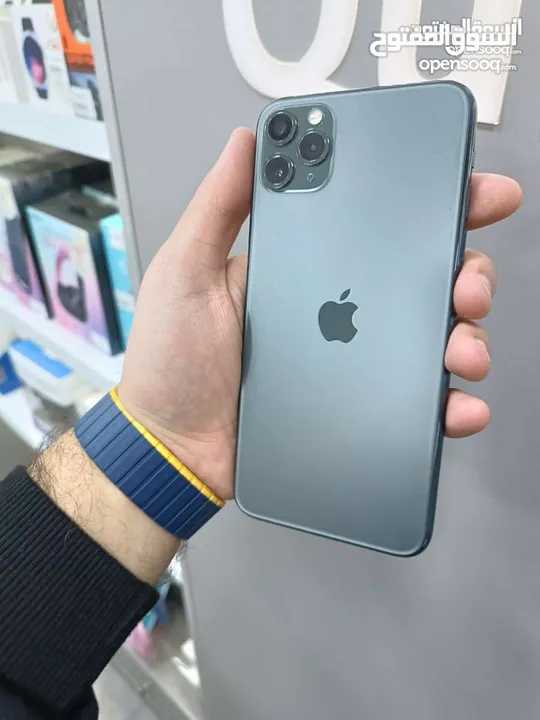 IPHONE 11 PRO MAX ( 256GB ) //// ايفون 11 برو ماكس ذاكرة 256 مستعمل وكاله