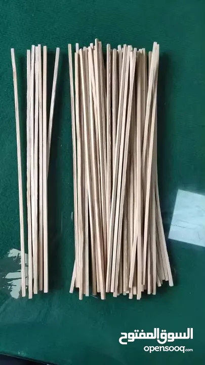 اعواد مخصصة لشعر البنات