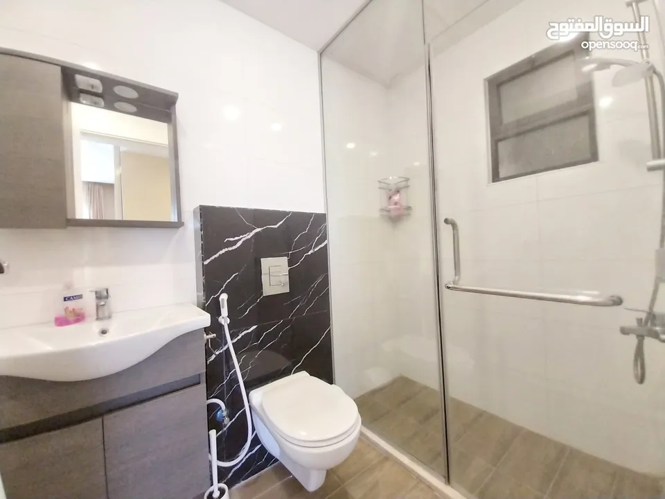 شقة للايجار في الشمساني ( Property 33890 )-175101031