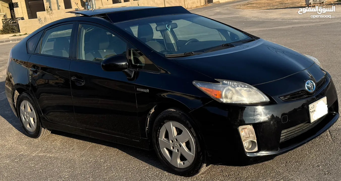 تويوتا بريوس 2010 لون اسود للبيع Toyota Prius