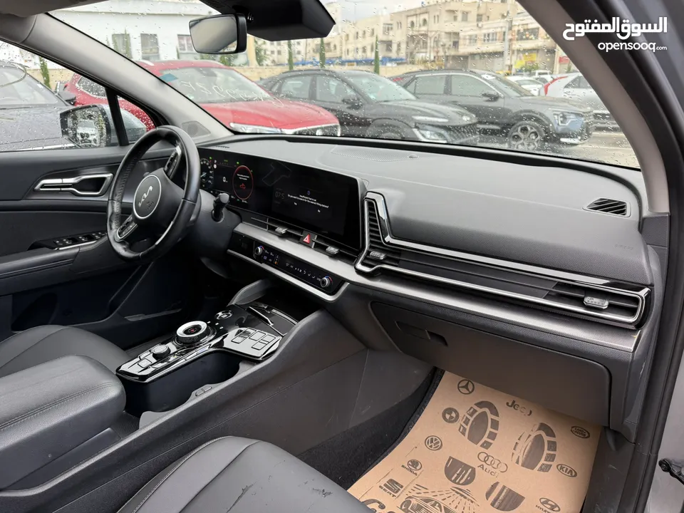 كيا سبورتاج ترخيص 2022 محرك 1600 هايبرد plug in/يقطع على الشحنه 65 كيلو متر