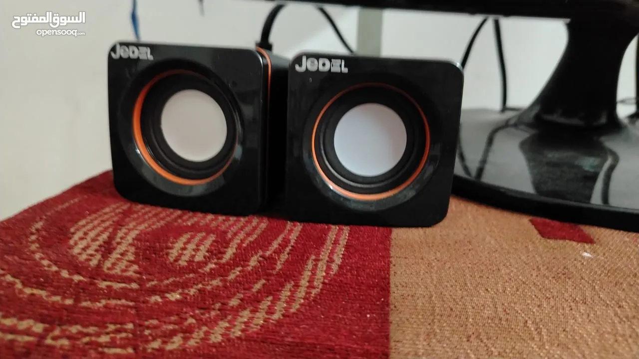 كمبيوتر جل ثامن للبيع استخدام اسبوعين فقط وكاله