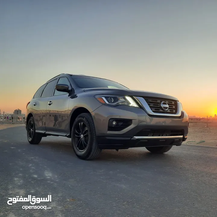 2019 NISSAN PATHFINDER SV