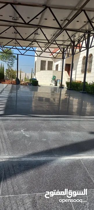 جلي وتلميع لبلاط والرخام
