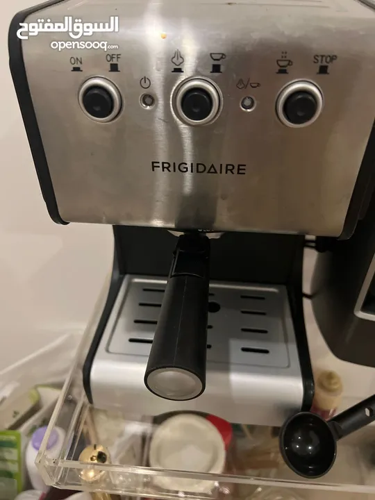 ماكينة تحضير القهوة